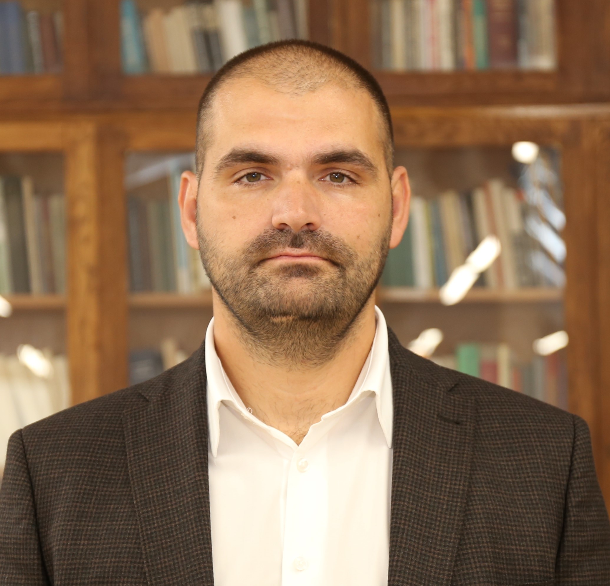 dr Aleksandar Maslarević